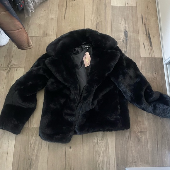Jackets & Blazers - Black fur jacket